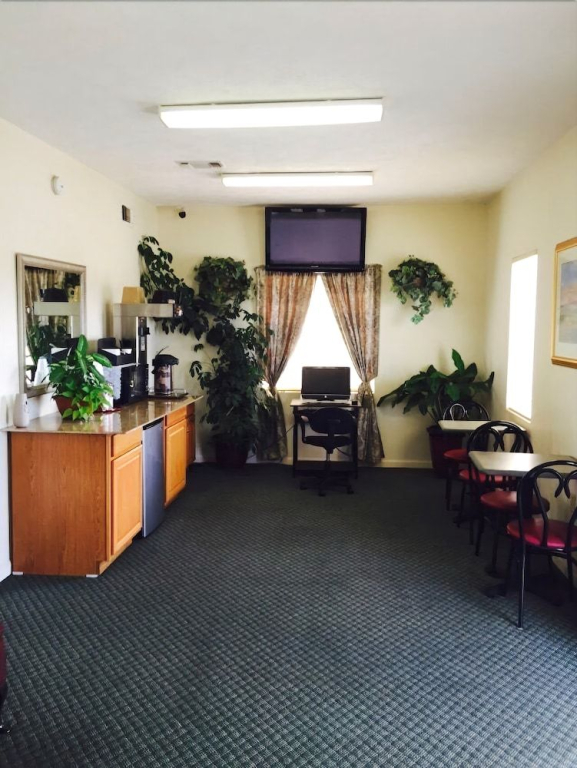 Royal Inn Taylorsville