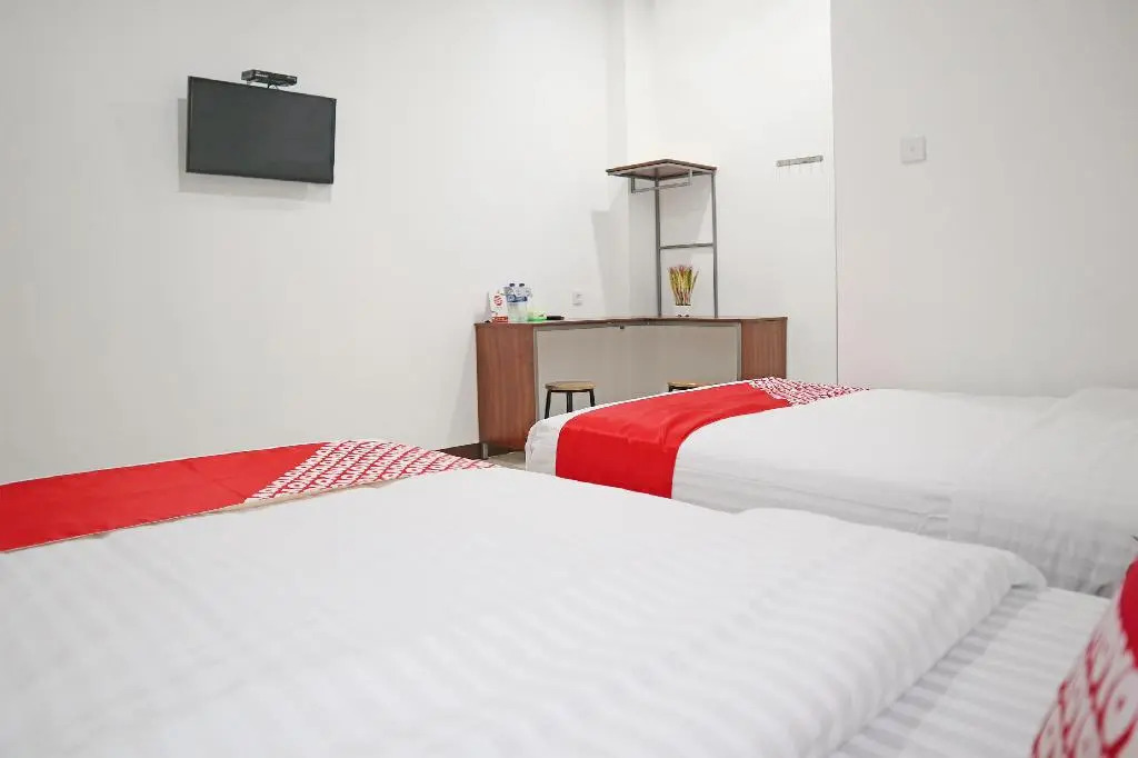 OYO 1306 Cendrawasih Homestay