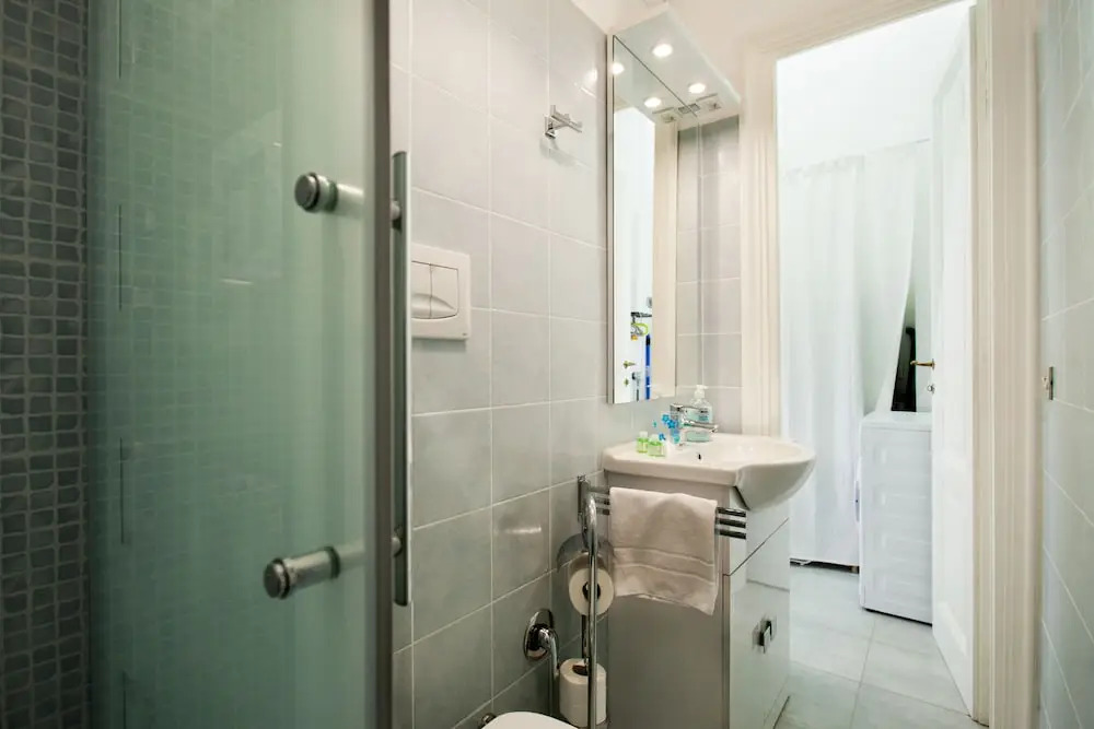 Wanderlust, 3 Bedroom Air Conditioned Apartment in Trastevere