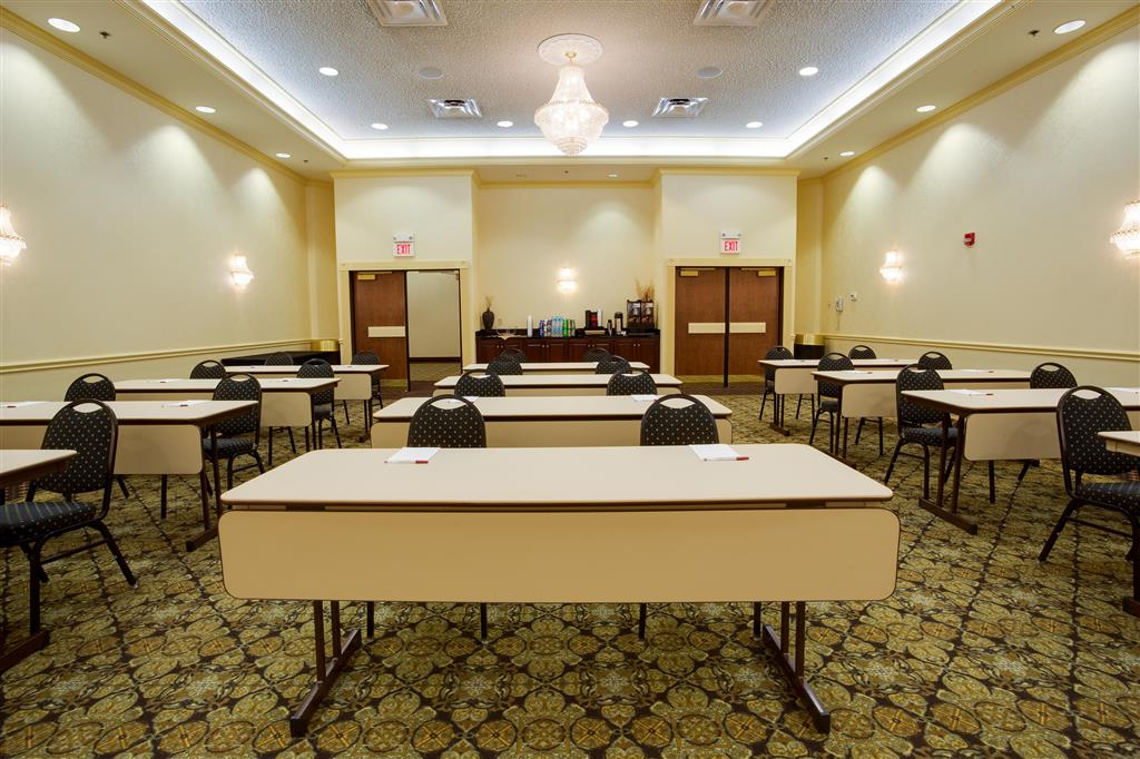 Drury Inn & Suites St. Louis Convention Center