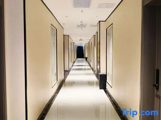 Khorgas Guangyulan Business Hotel