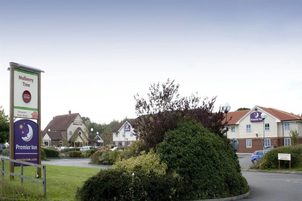 Premier Inn Braintree (A120)