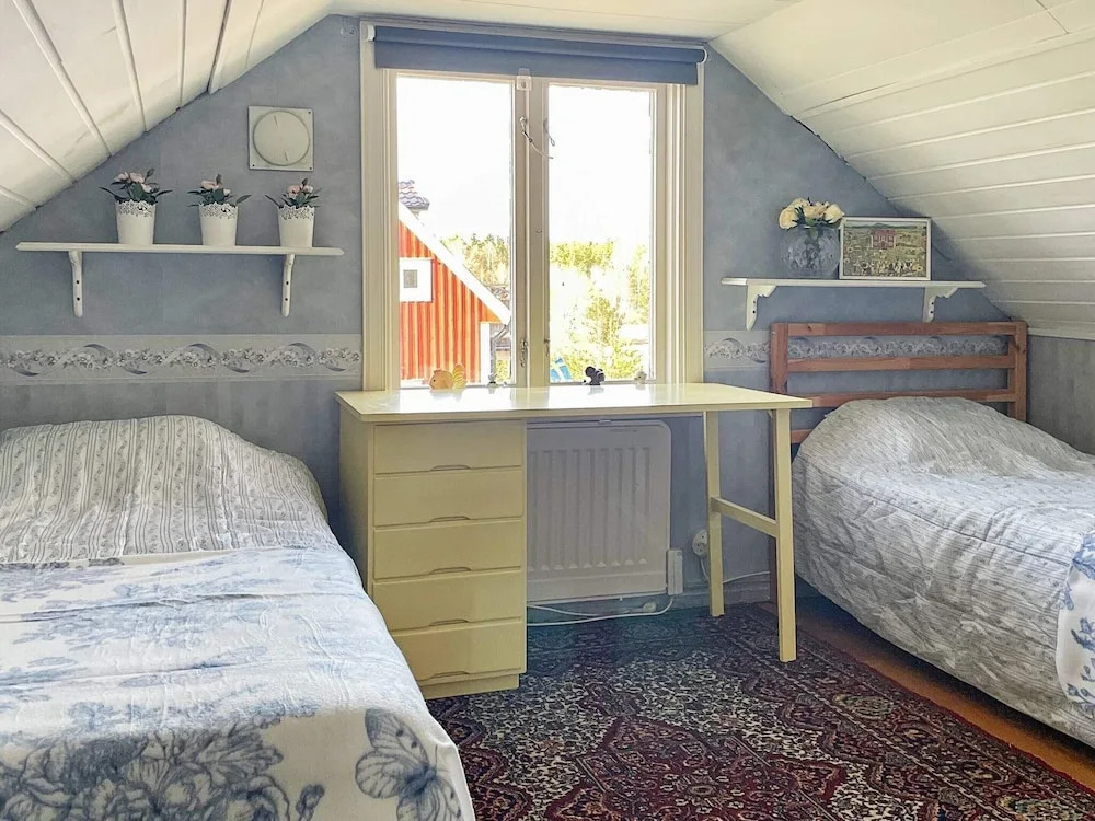 7 person holiday home in HÖGSBY-By Traum