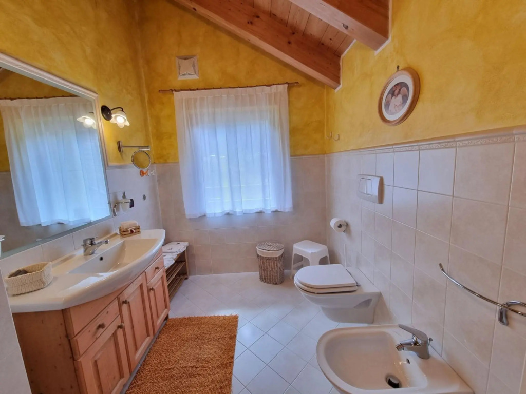 Larsec, 3 room apartment on the first floor.-4 LARSEC