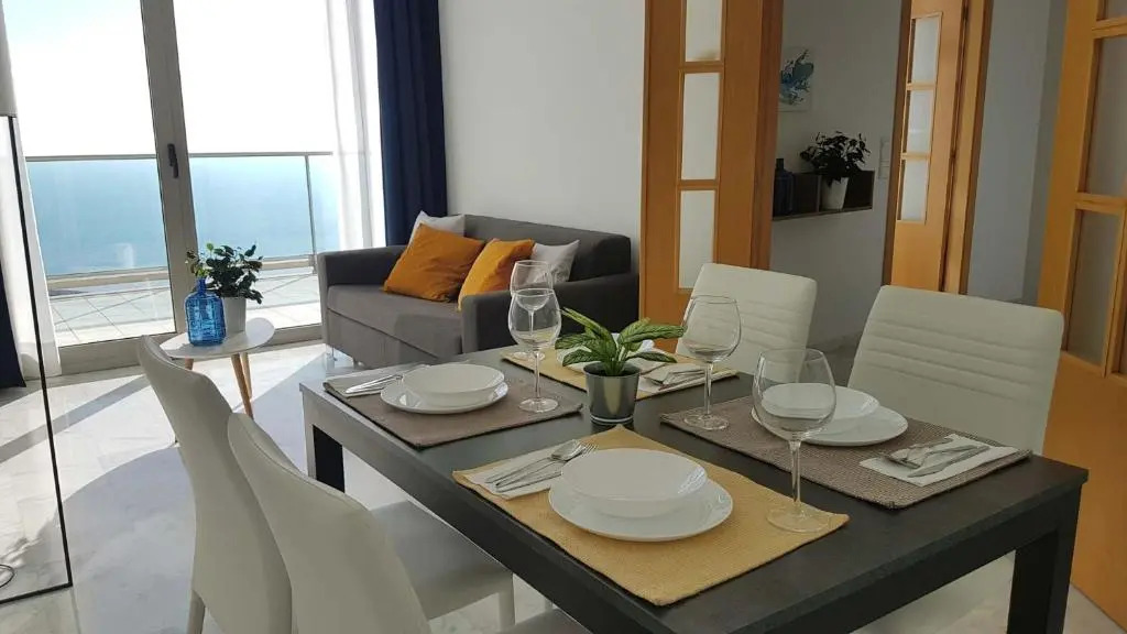 Luxury Penthouse on the 42nd floor with amazing sea views