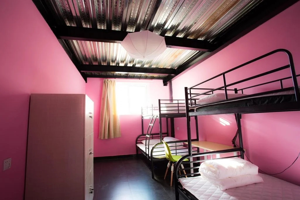 G‘night Youth Hostel