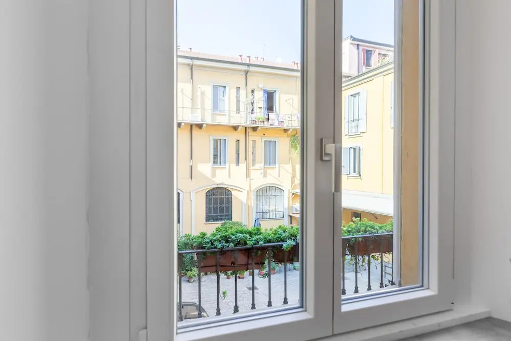 Milano Apartments Via Mortara