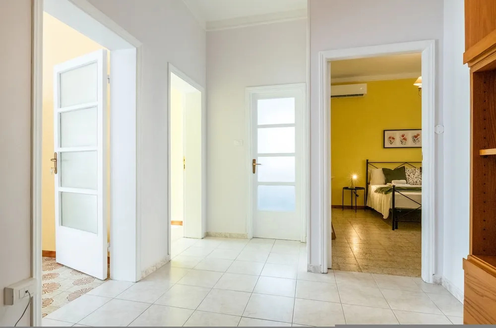 Tulipan in Livorno with 3 bedrooms and 2 bathrooms