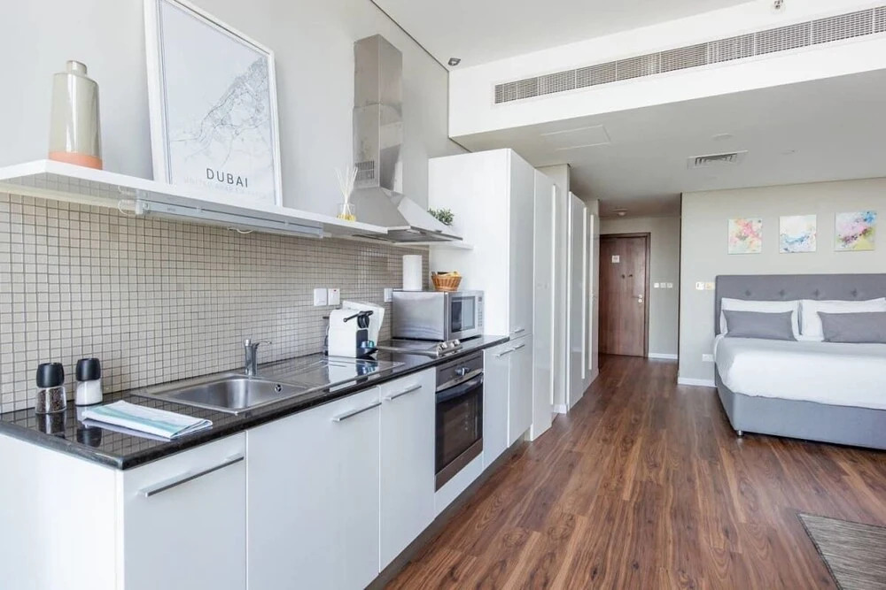 Comfy Trendy Apartment Steps Away From the Metro