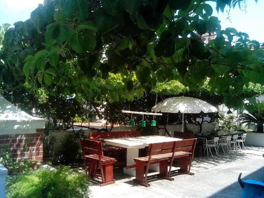 Rooms Liva - 60m from the sea