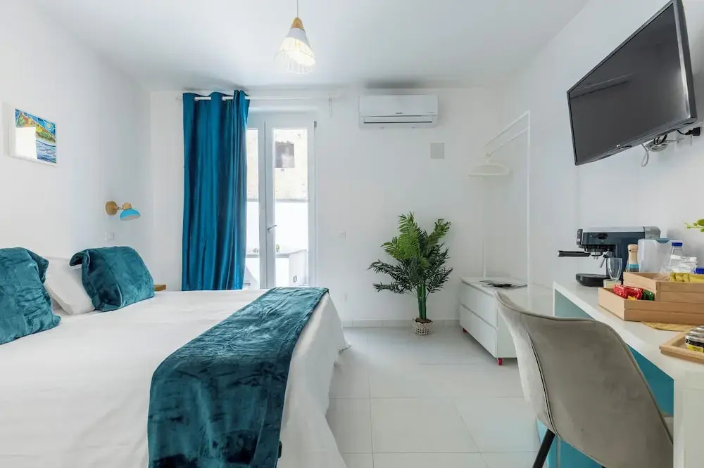 Via Roma Suites