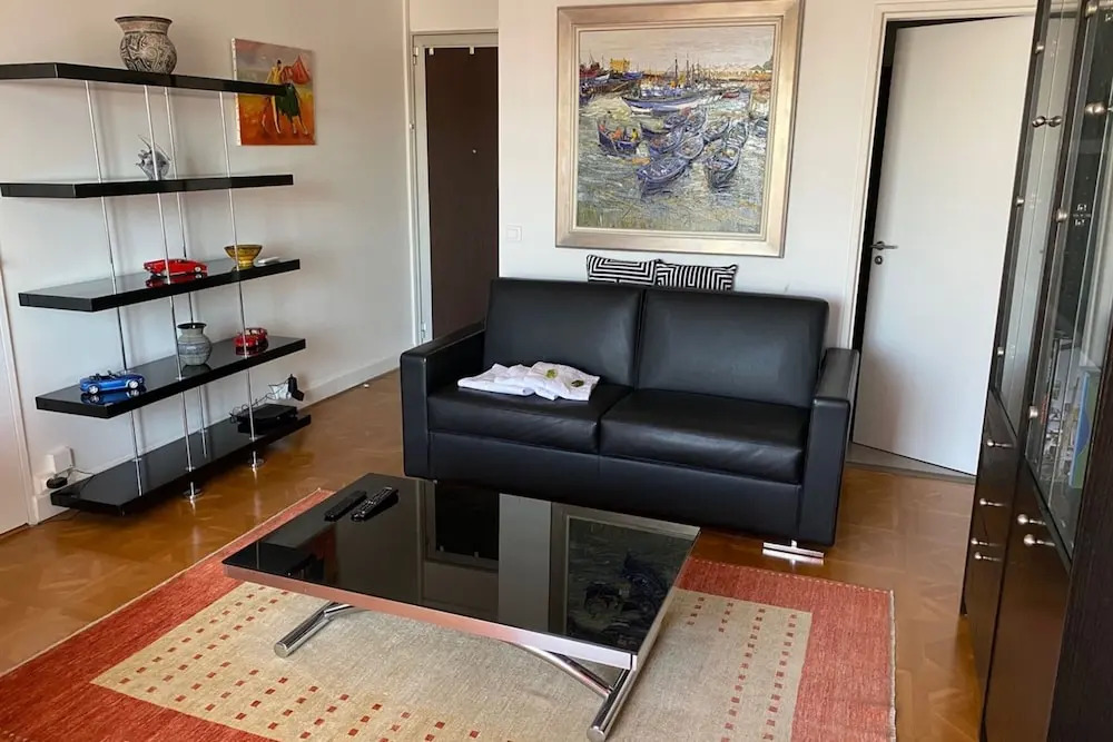 Charming Apartment Near Montparnasse
