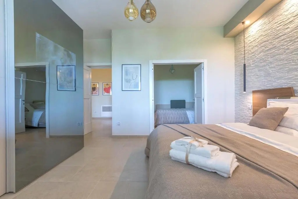 Villa Marodi' Luxury House by BarbarHouse