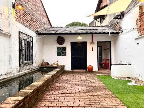 The Dutch House