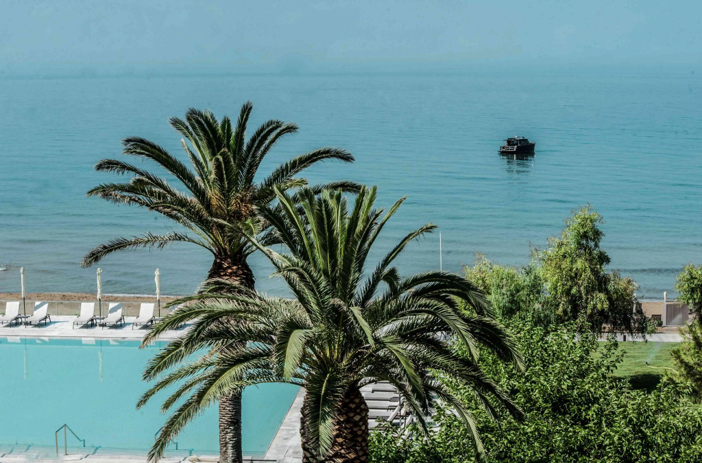 Domes of Corfu, Autograph Collection