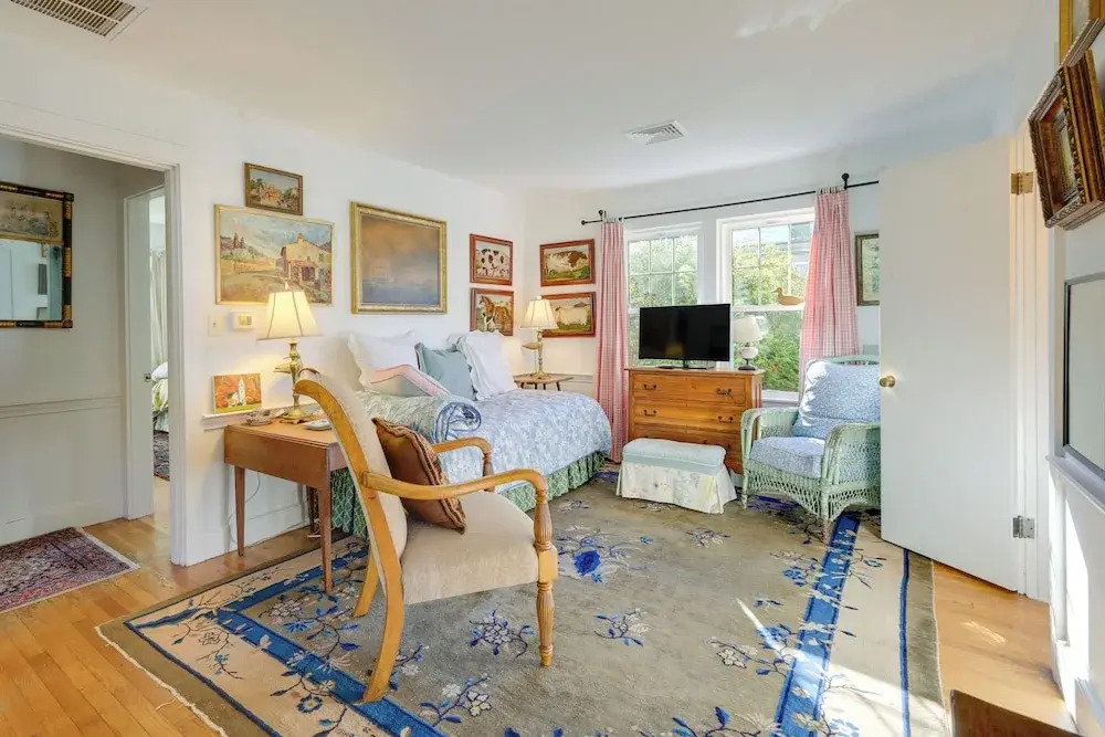 Walk to Beach & Main St Hyannis: Cape Cod Home!