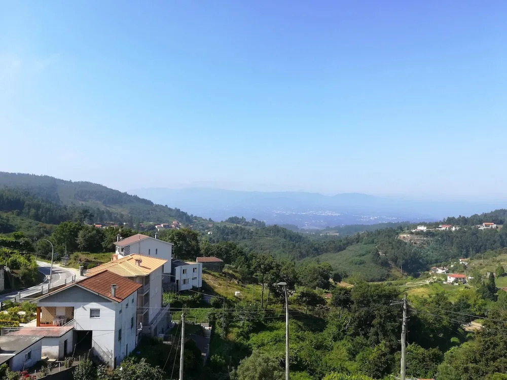 Apartment With 2 Bedrooms in Eiriz, With Wonderful Mountain View, Furn