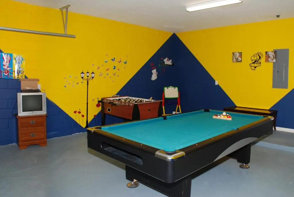 Disney Dreams come true - affordable 7-bdrm house with private pool!