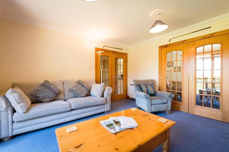 Stob Binnein Cottage