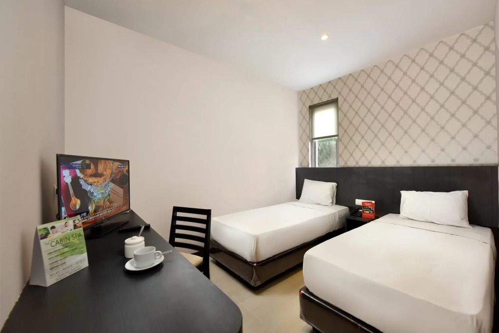 Crew Express Hotel