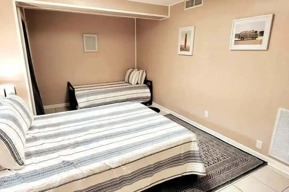 Madre Azul Bay House 3 Bedroom Home