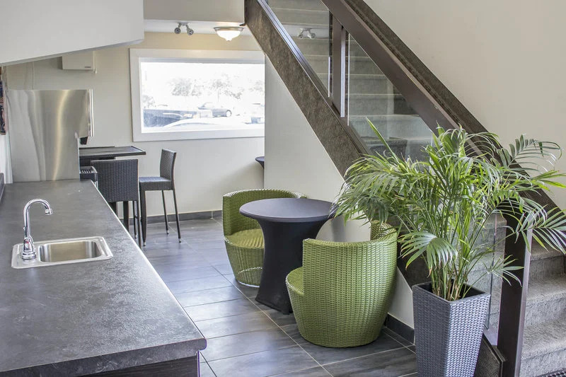 Econo Lodge Edmonton South