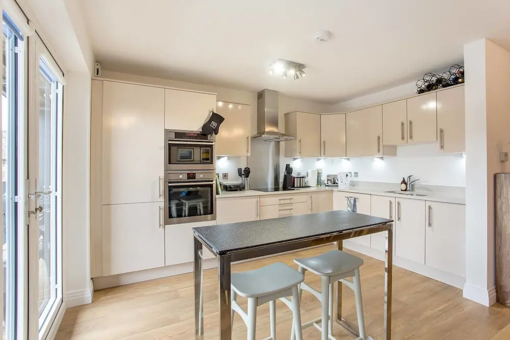 Brand New City Centre 3Bed Free Parking And Lift