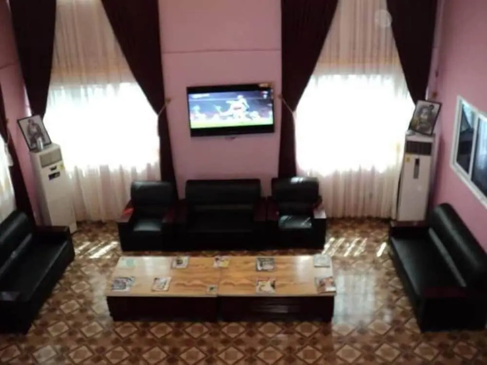Yabah Hotel
