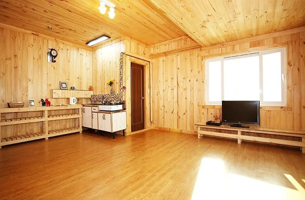 Lucia Pension