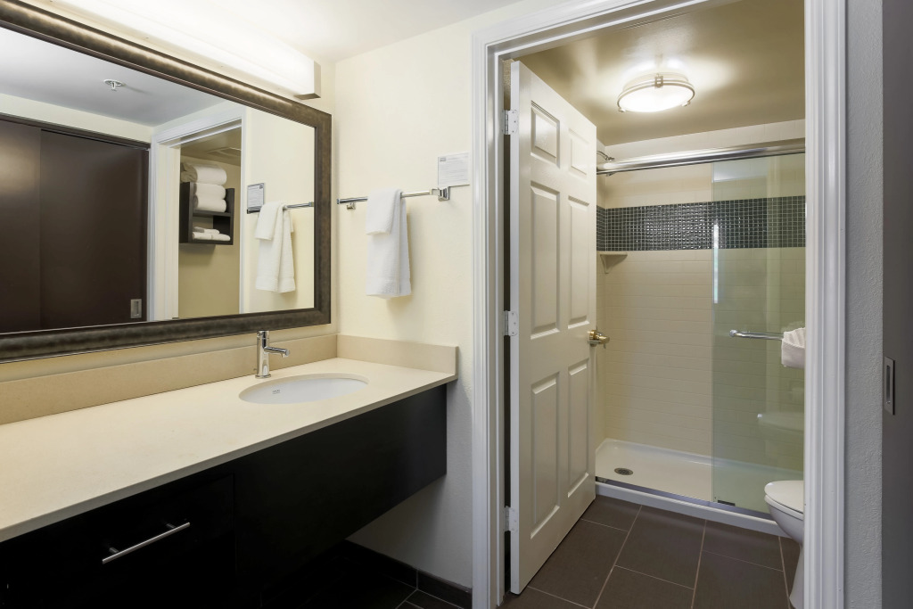Staybridge Suites-Philadelphia/Mount Laurel by IHG