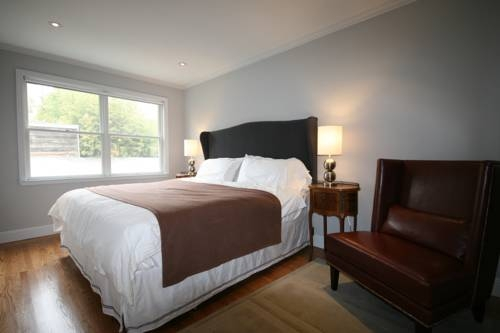 Castro Corporate Rentals