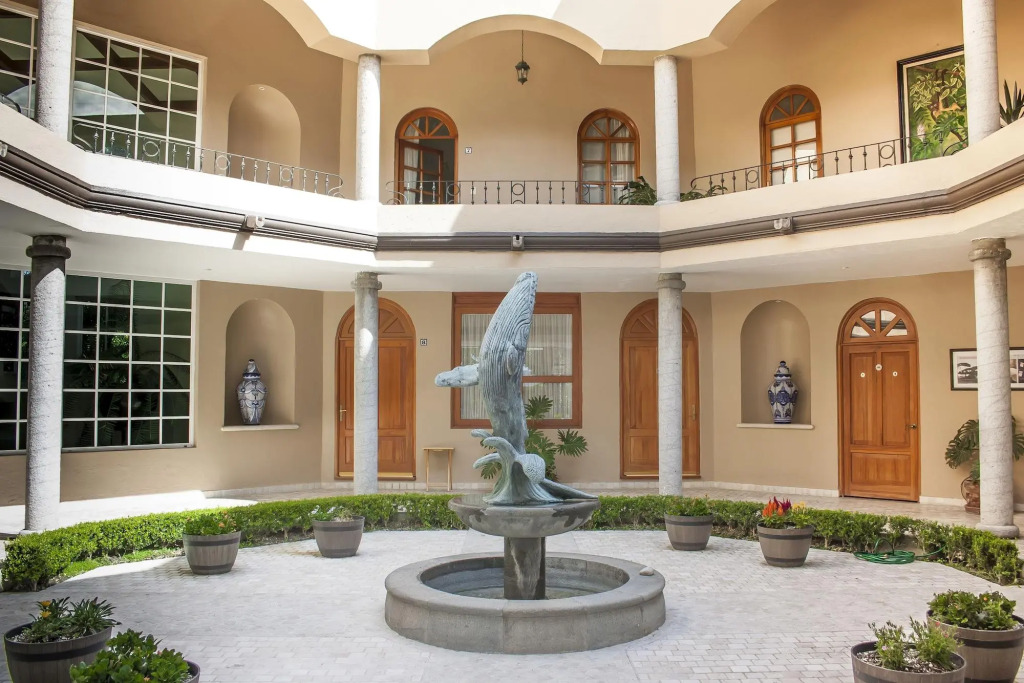 Hotel Esmeralda