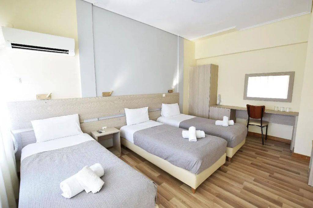Johns Hotel