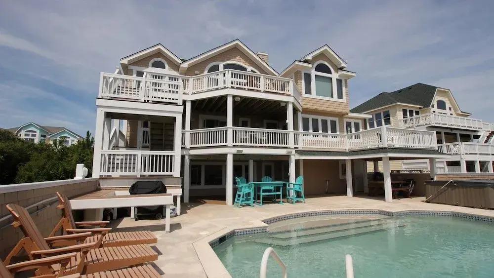 Chunk O'Dune - 8 Br Home
