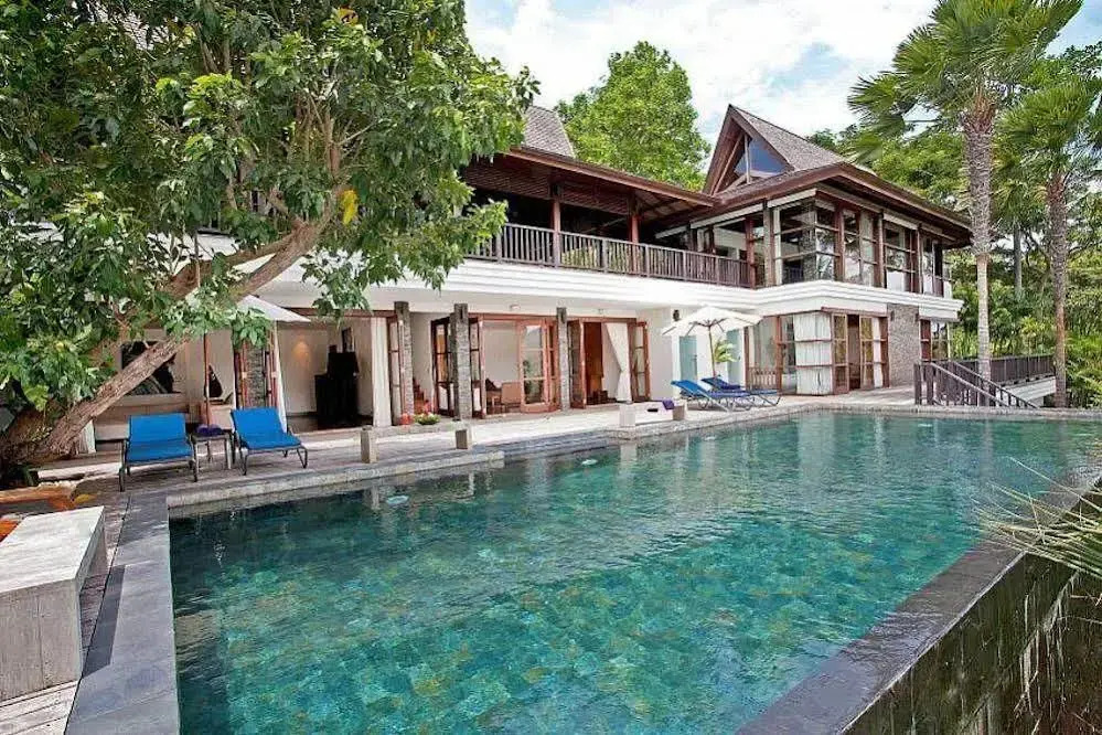 Solymar Villa
