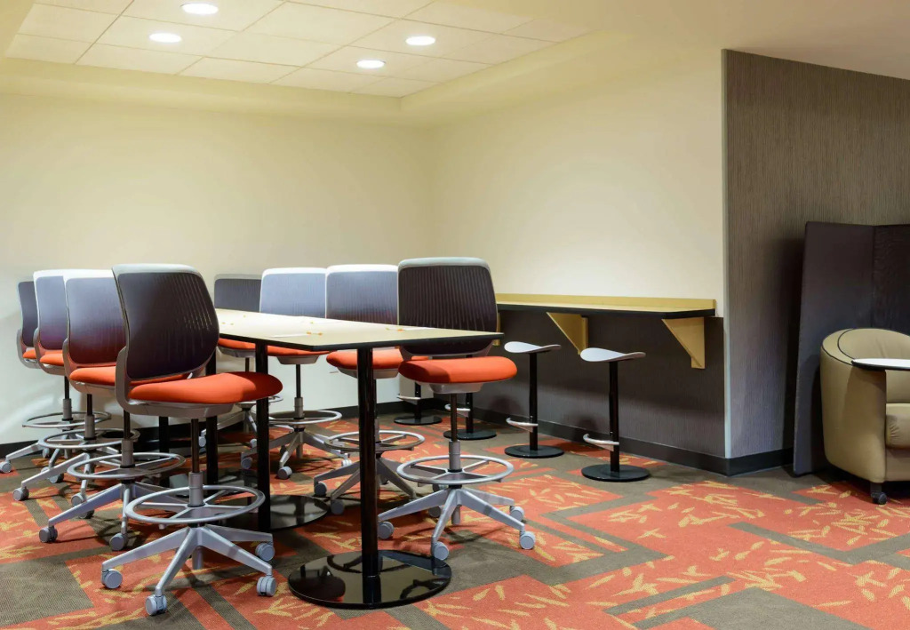 Courtyard by Marriott Buffalo Downtown/Canalside