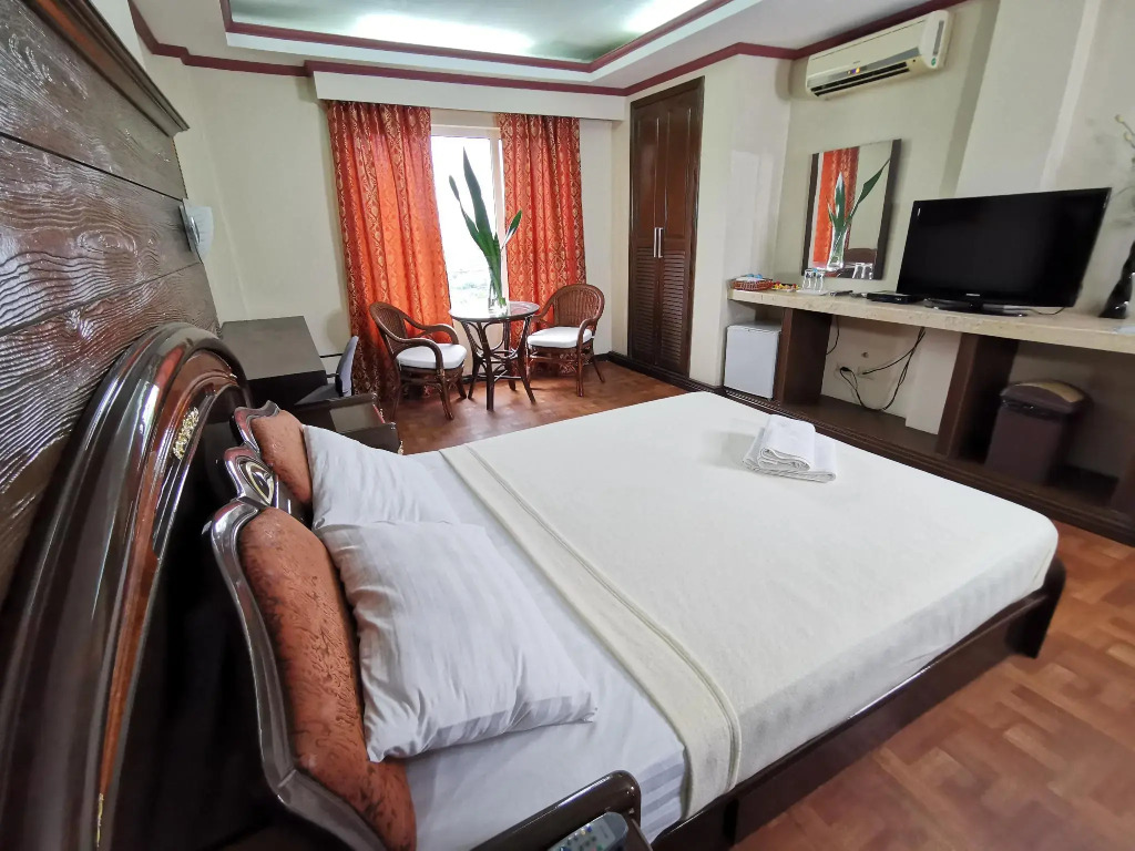 Cebu Hilltop Hotel