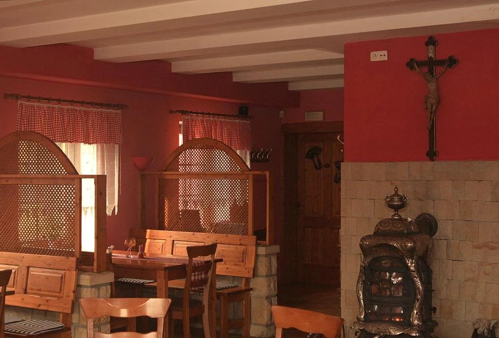 Penzion a restaurace " Zlatý Strom"
