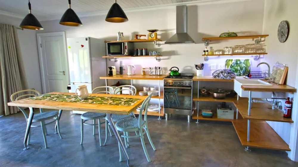 TAMO Guest Farm