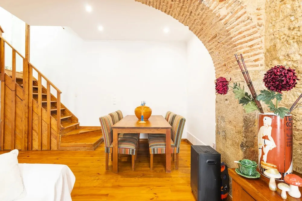 Leisure Luxury Downtown Duplex Lisbon by Altido