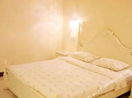 Junlong Express Hotel (Haikou Nanhai Avenue Station)