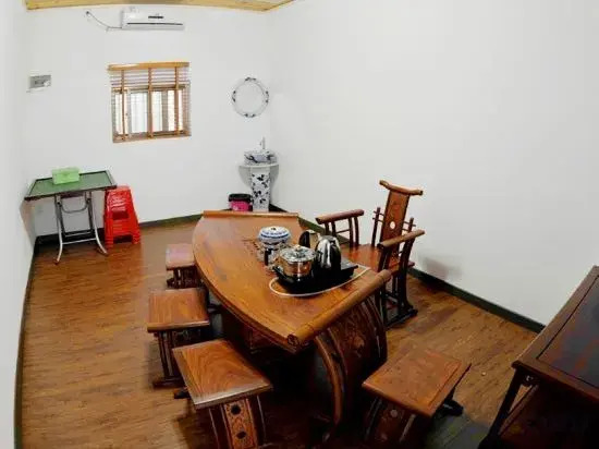 Ci'enlu Country Art Hotel