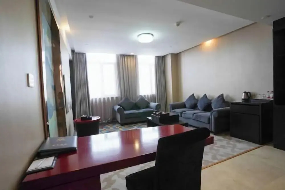 Yihai Pearl Hotel Tianjin