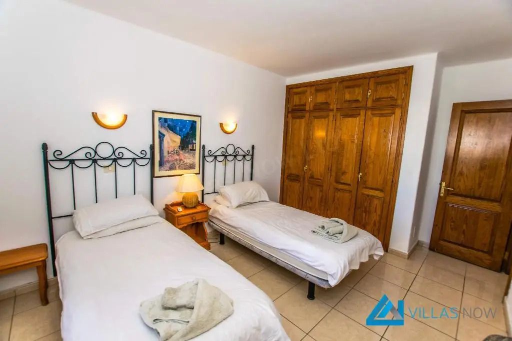 Las Brisas 112 - LH1033 By Villas Now Ltd