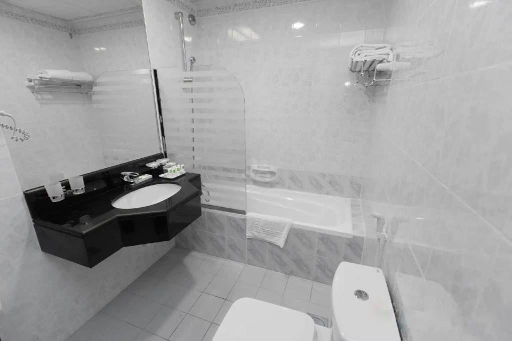 Comfort Inn Hotel Deira