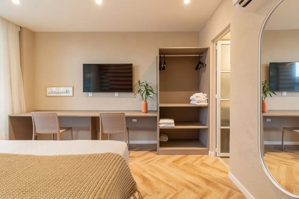 Sea View and Balcony With Bathtub Q12