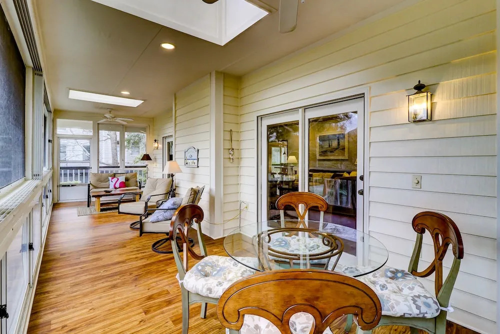 4 Iron Clad Holiday Home