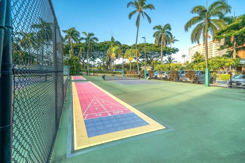 K B M Resorts- Ks-260 Ocean-front Views, 2bd, Large Floorplan, Steps to Pools and Beach!