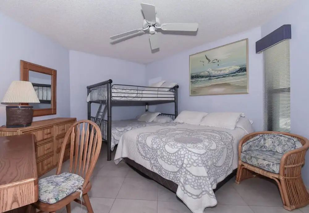 Ebb Tide 203 by Ocean Properties