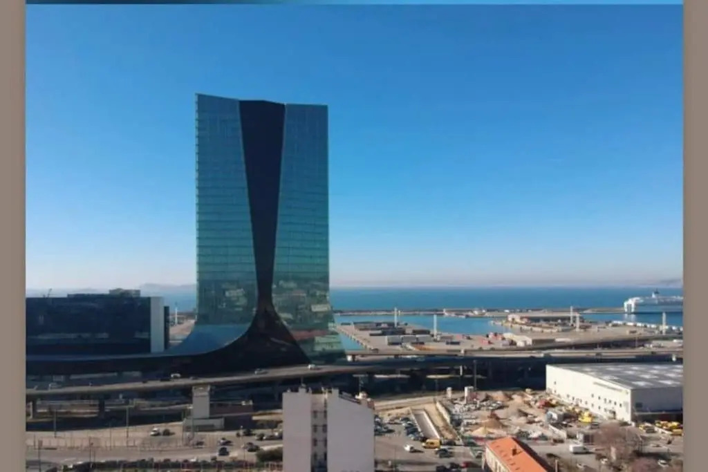 Superbe appartement neuf T3 de 71m2 en résidence a Marseille